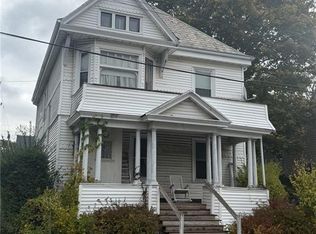 113 2nd St, Newport, RI 02840