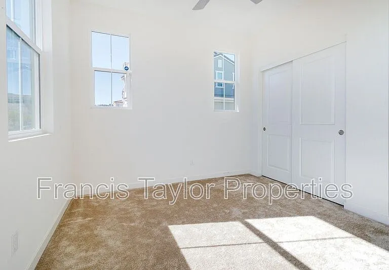 27778 Heritage Ln — Photo 18