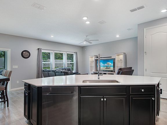 4th image of 2648 Caroline Hills Dr
