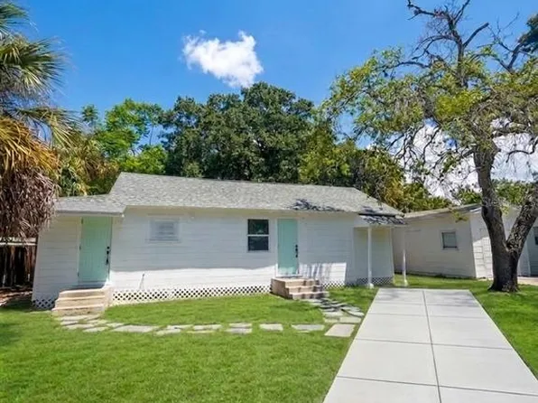 1543 43rd St S #B, Saint Petersburg, FL 33711