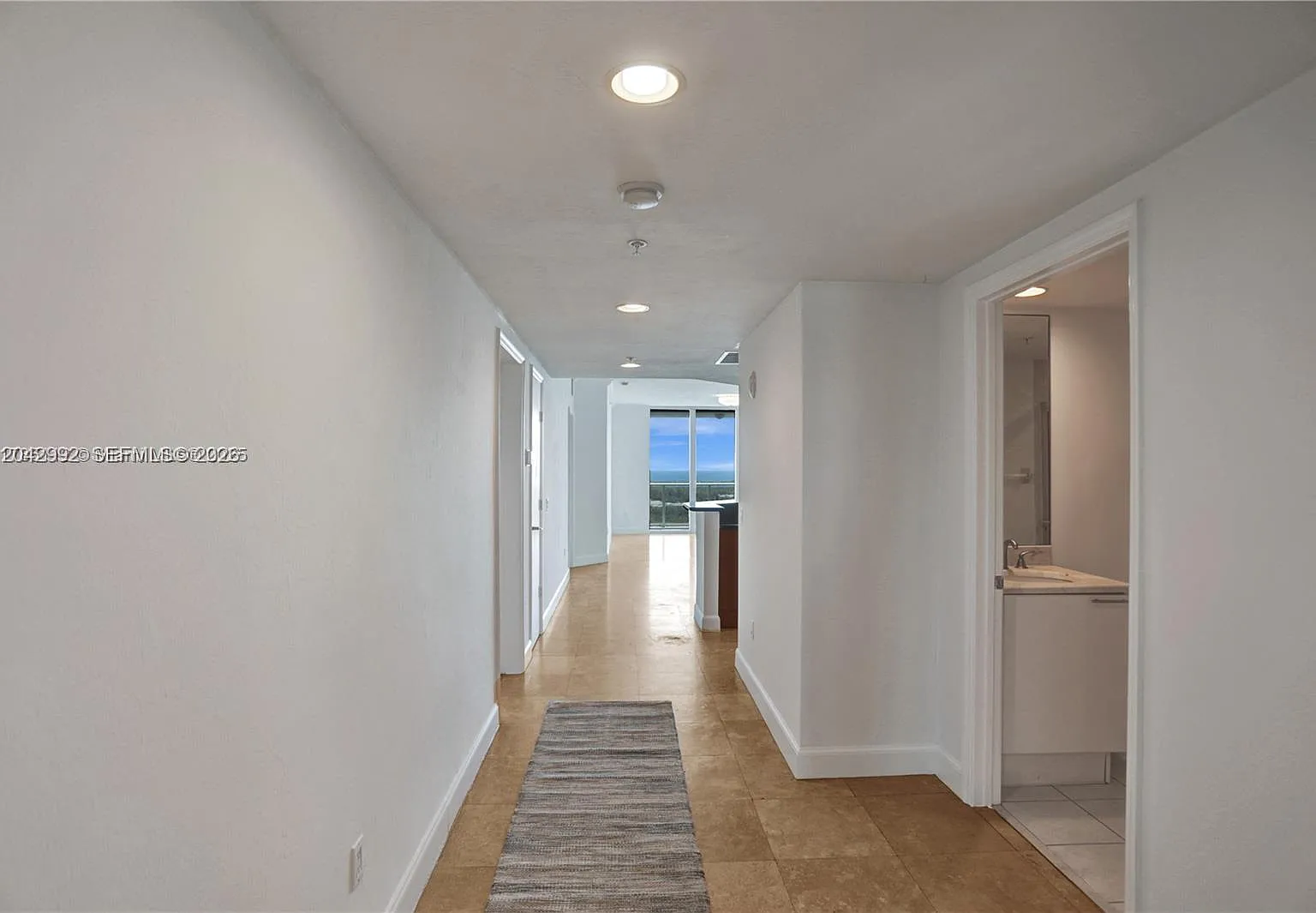 The Oaks I Condo — Photo 4