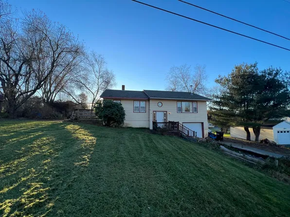 23 Webster Avenue, Claremont, NH 03743