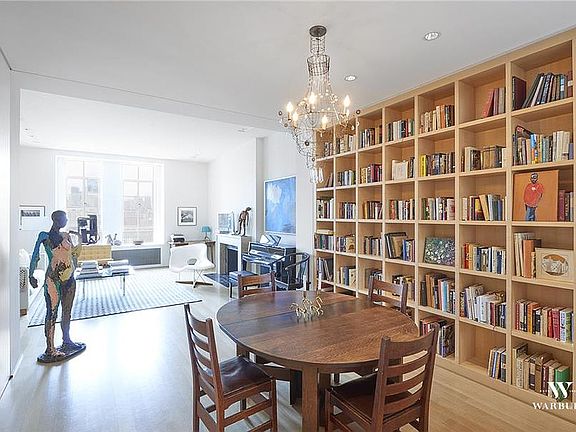2nd image of 11 W 81st St #11