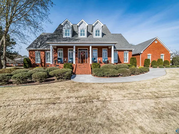 104 Winniford Dr, Scottsboro, AL 35769