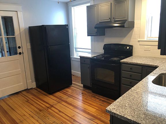 2nd image of 689 Park Ave #2