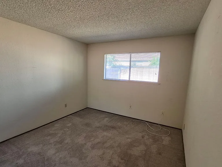 3332 Jayanne Way — Photo 7