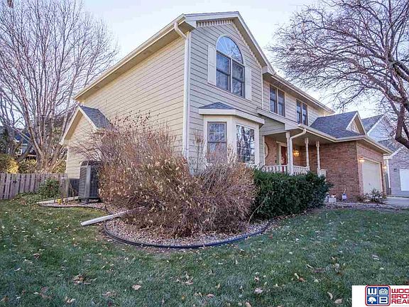 2nd image of 6920 Crooked Creek Ct