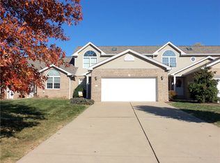 303 Windsor Cir, Washington, PA 15301