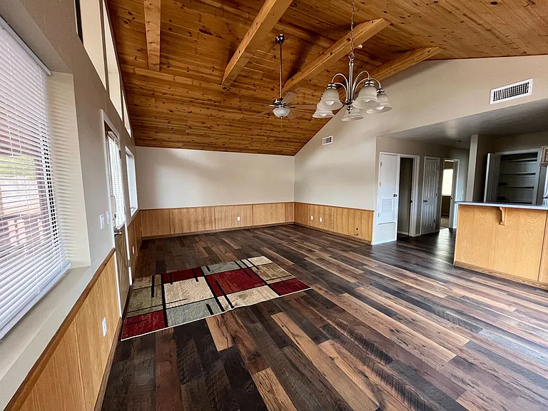 10261 E La Palma Ave — Photo 4