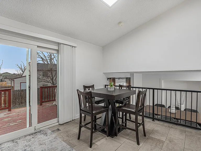 12160 Birch St — Photo 8