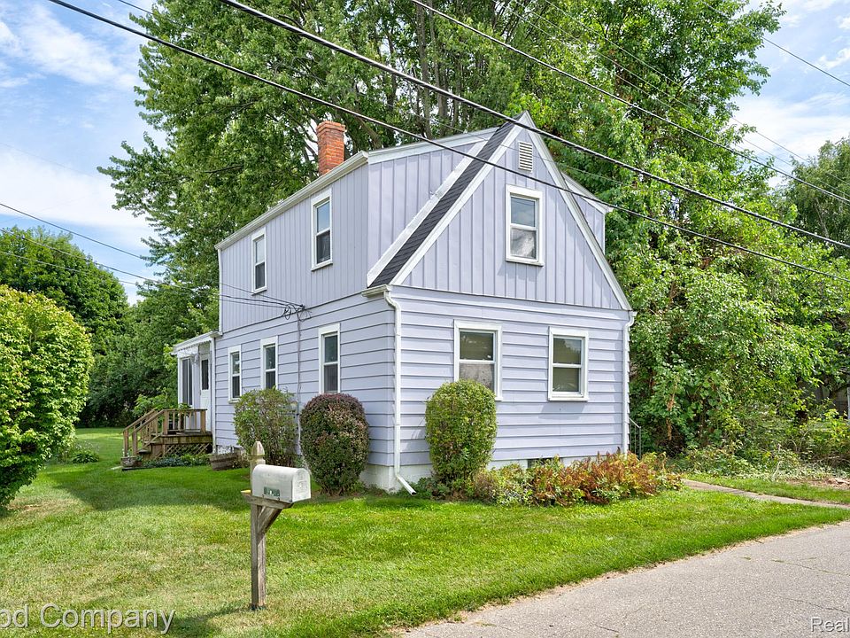 1st image of 29700 Riverside Bay Ct