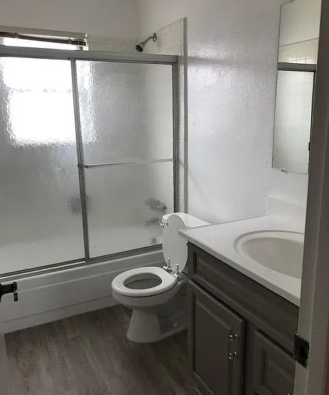 2301 E Fremont Ave #U9 — Photo 18