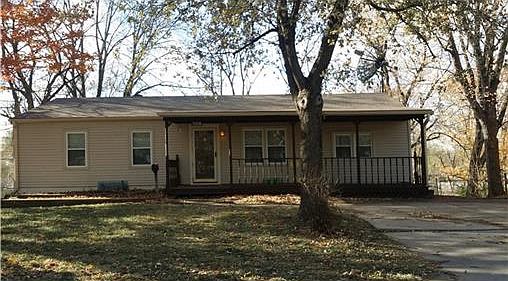 1st image of 15318 Fuller Ave
