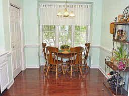 Dining Area - bright and inviting