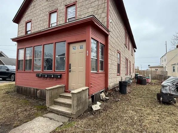 101 Bond St, La Porte, IN 46350