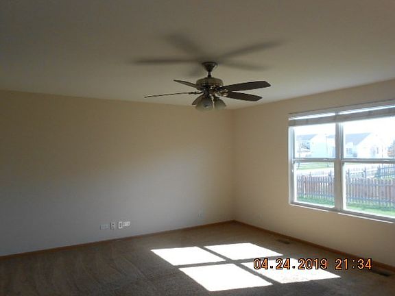 4th image of 1760 Woodside Dr