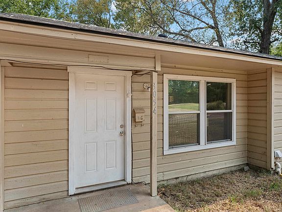 2nd image of 3054 Letourneau Dr