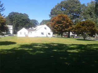 56 Roosevelt St, Seekonk, MA 02771