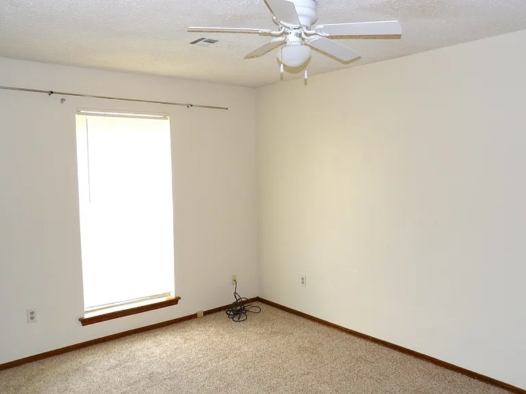 7904 NW Terrace Hills Blvd — Photo 11