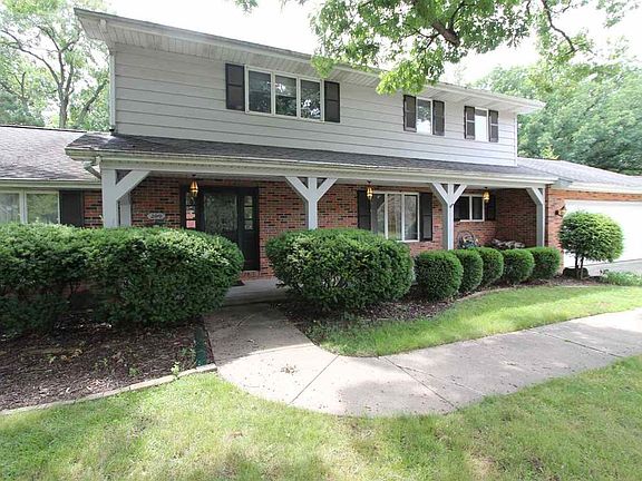 2nd image of 2910 W Winterberry Ln
