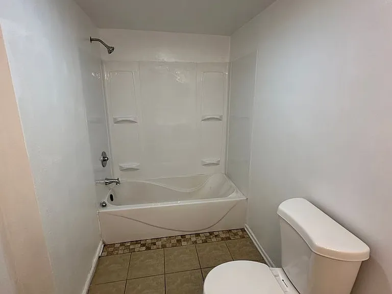 1253 College Ave NE — Photo 7