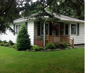 101 Corey Rd, Syracuse, NY 13219