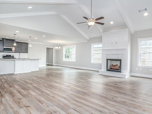 2nd image of 309 Hundley Dr