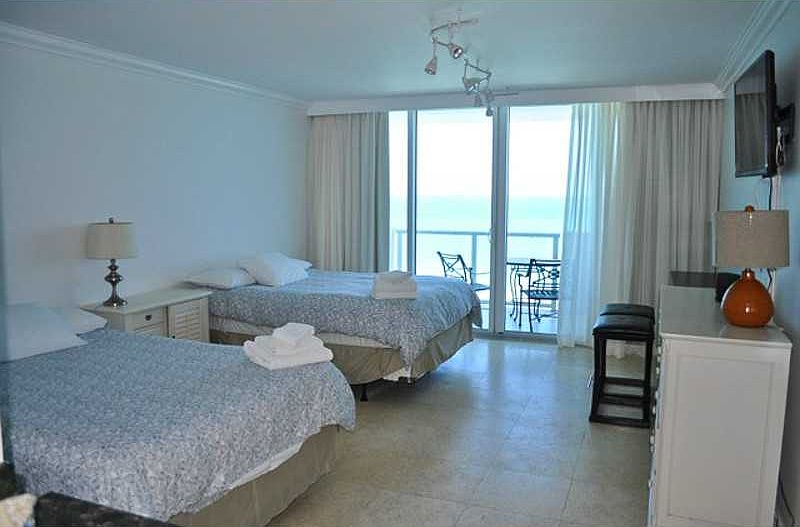1st image of 5445 Collins Ave APT 1029