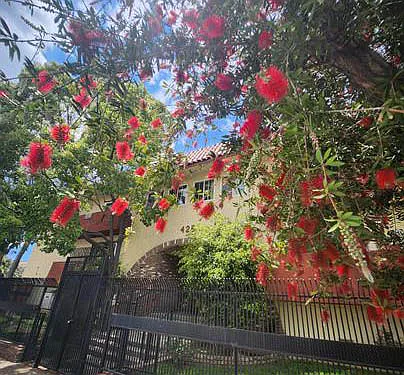 425 N Hobart Blvd — Photo 13