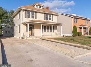 19310 Smallwood Ter, Hagerstown, MD 21742