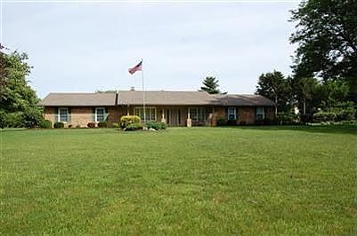 1st image of 1805 Beechwood Dr