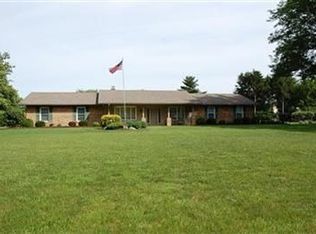 1805 Beechwood Dr, Troy, OH 45373