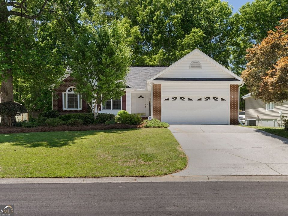 1st image of 226 Autumn Trace Ct