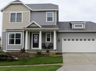 558 Hercules Trl, Madison, WI 53718