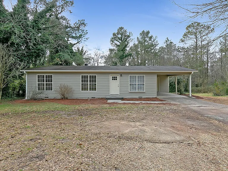 4970 Hiram Lithia Springs Rd — Photo 1