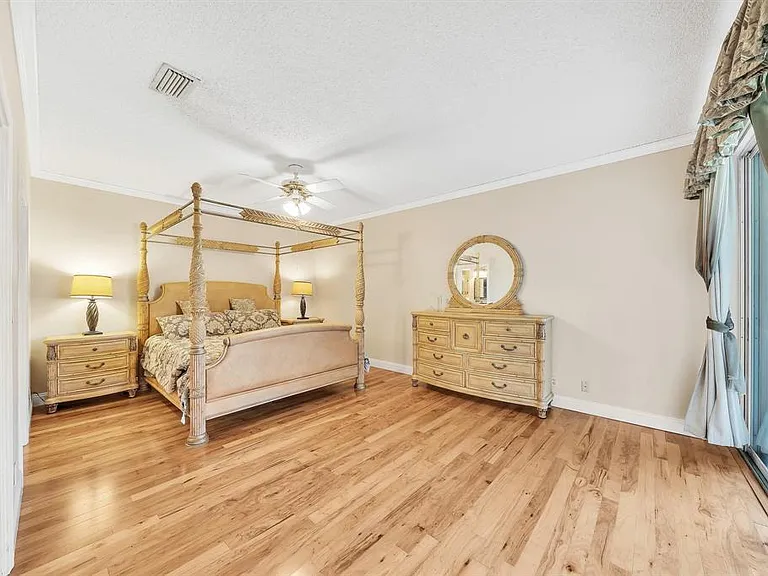 7644 Elmridge Dr — Photo 18