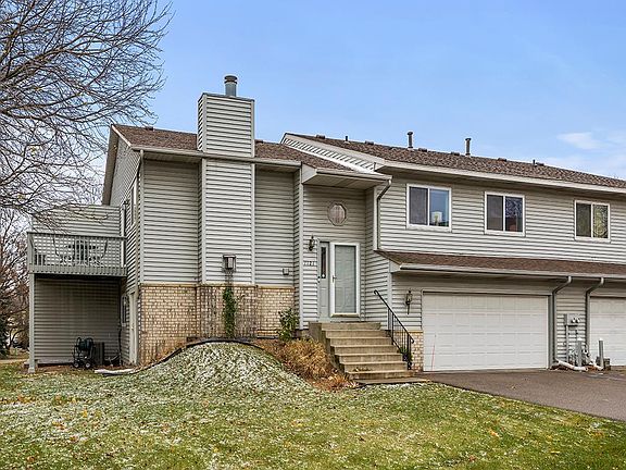 2nd image of 1121 Aston Cir