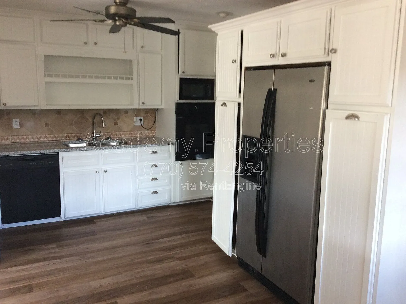 5 bed, 3.0 bath, $1,925 — Photo 2