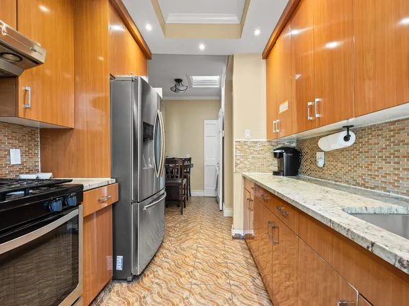 447 83rd Street image 6 of 13