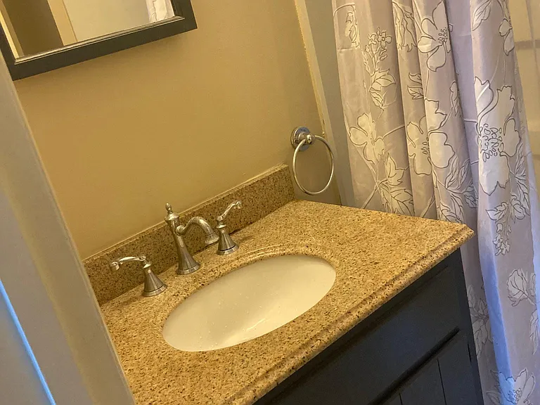2325 Elliston Pl #4 — Photo 12
