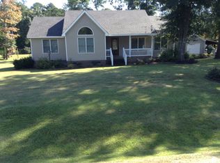 106 Lakeland Rd, Washington, NC 27889