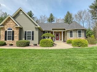 17 Katelyn Way, Southampton, MA 01073