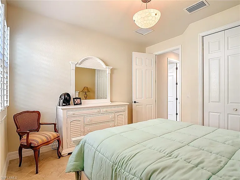 9250 Veneto Pl — Photo 31