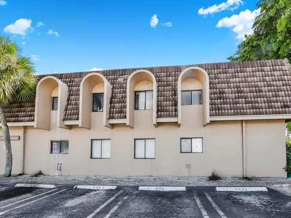 10936 Royal Palm Boulevard, Coral Springs, FL 33065