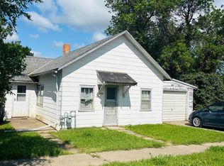 210 7th St S, New Salem, ND 58563