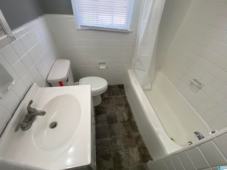 2nd image of 892 75th St S