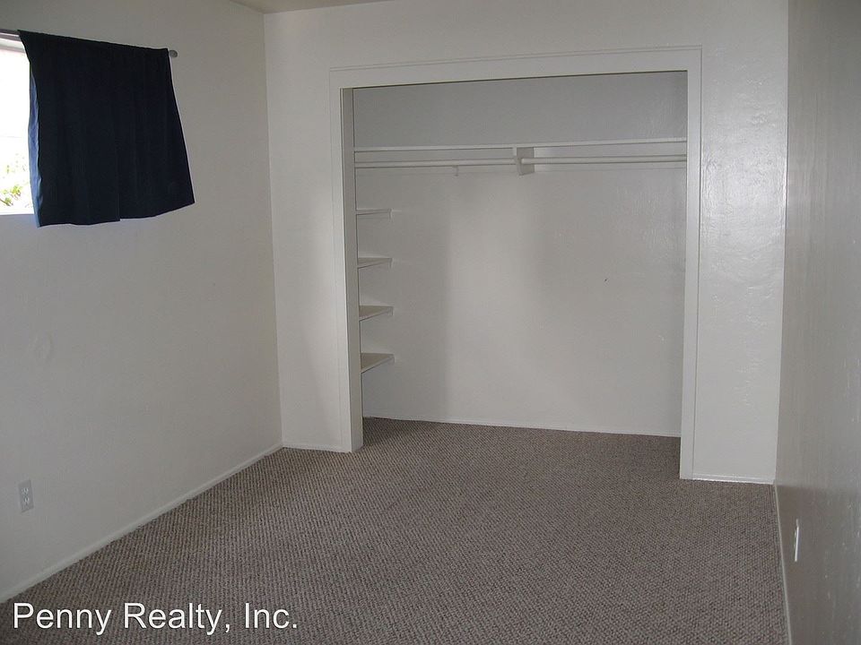 2nd image of 4426 Fanuel St