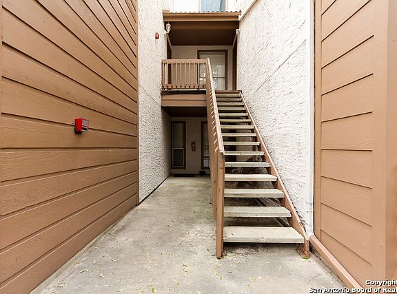 4th image of 4107 Medical Dr APT 5208