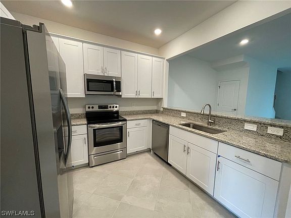 3rd image of 14225 Pine Lodge Ln