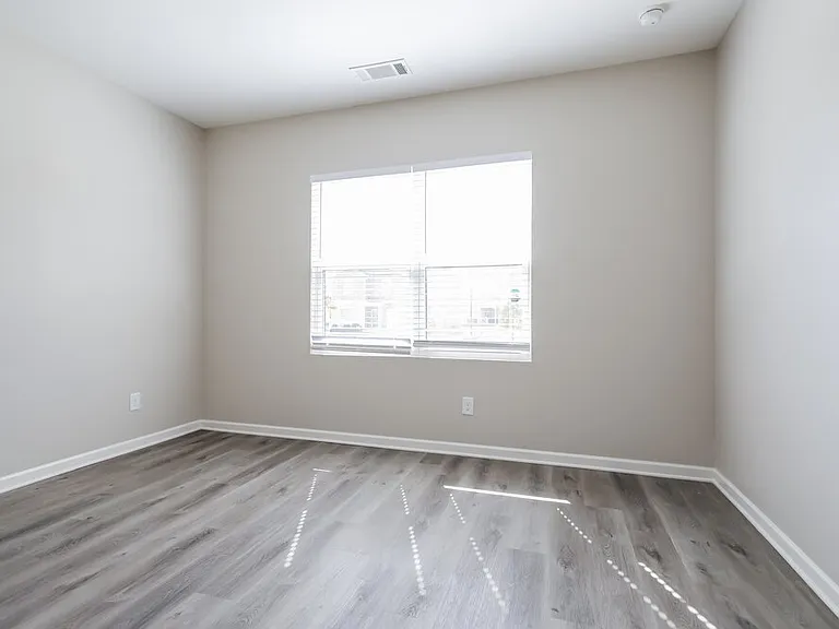 29 Alexander Ln — Photo 11